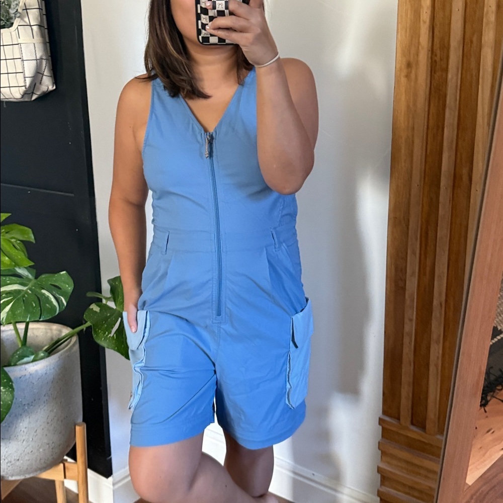 The North Face Clerb Class V Pathfinder One Piece Short Romper. Size S